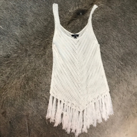 White Women’s crochet tank top with fringe - Picture 3 of 3